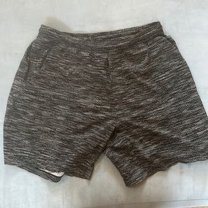 Lululemon shorts, size Large, grey patterned